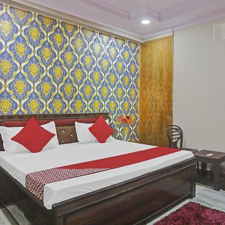 Super Hotel O Metro Inn Near Worlds Of Wonder Kalkaji Devi Exterior photo
