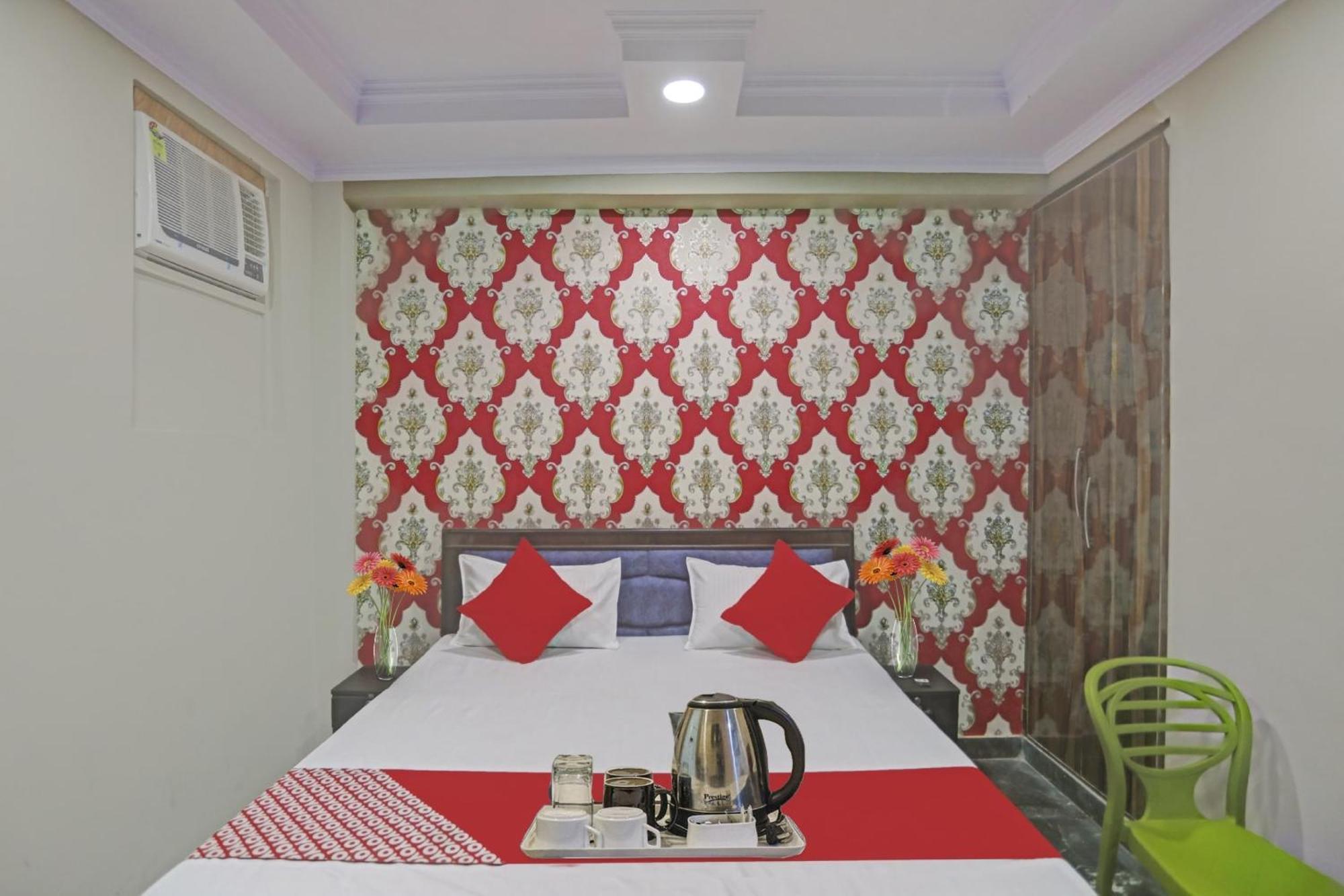 Super Hotel O Metro Inn Near Worlds Of Wonder Kalkaji Devi Exterior photo